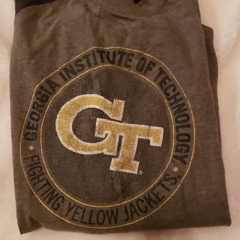 Long sleeve GA Tech shirt